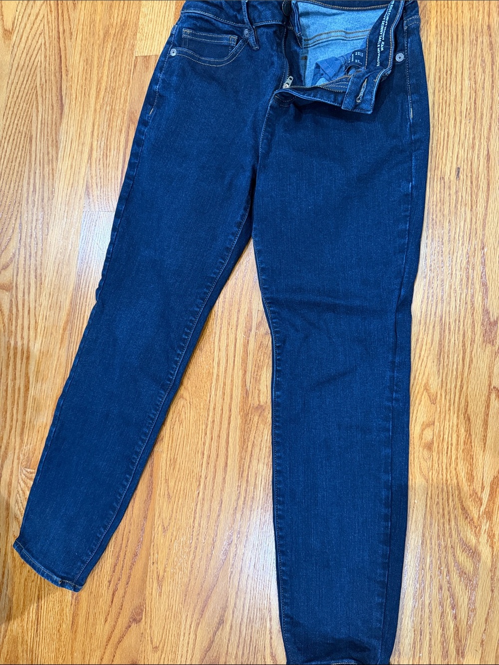 Lands' End Women's Dark Indigo Skinny Jeans - Picture 5 of 6